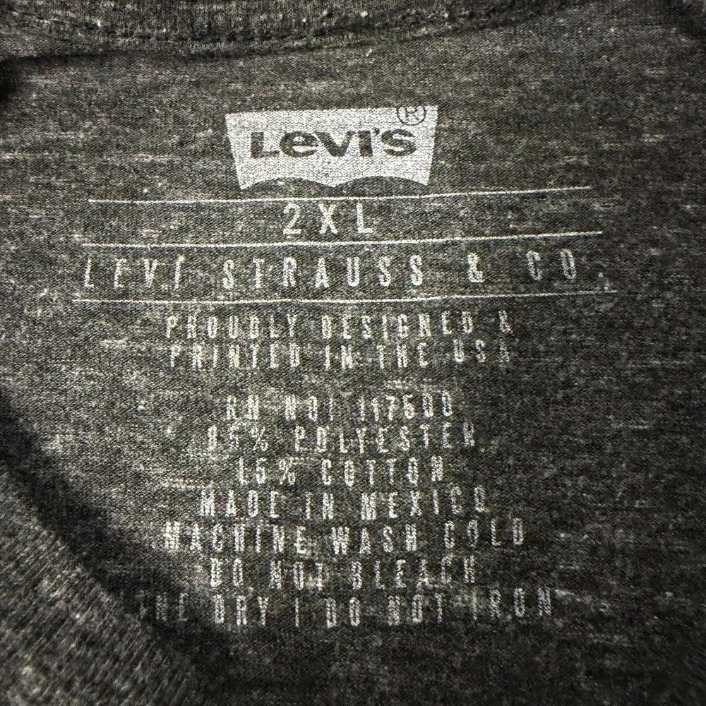 Levi Strauss & Co‎ Mens 2XL Charcoal Gray Heather Graphic T-Shirt Short Sleeve